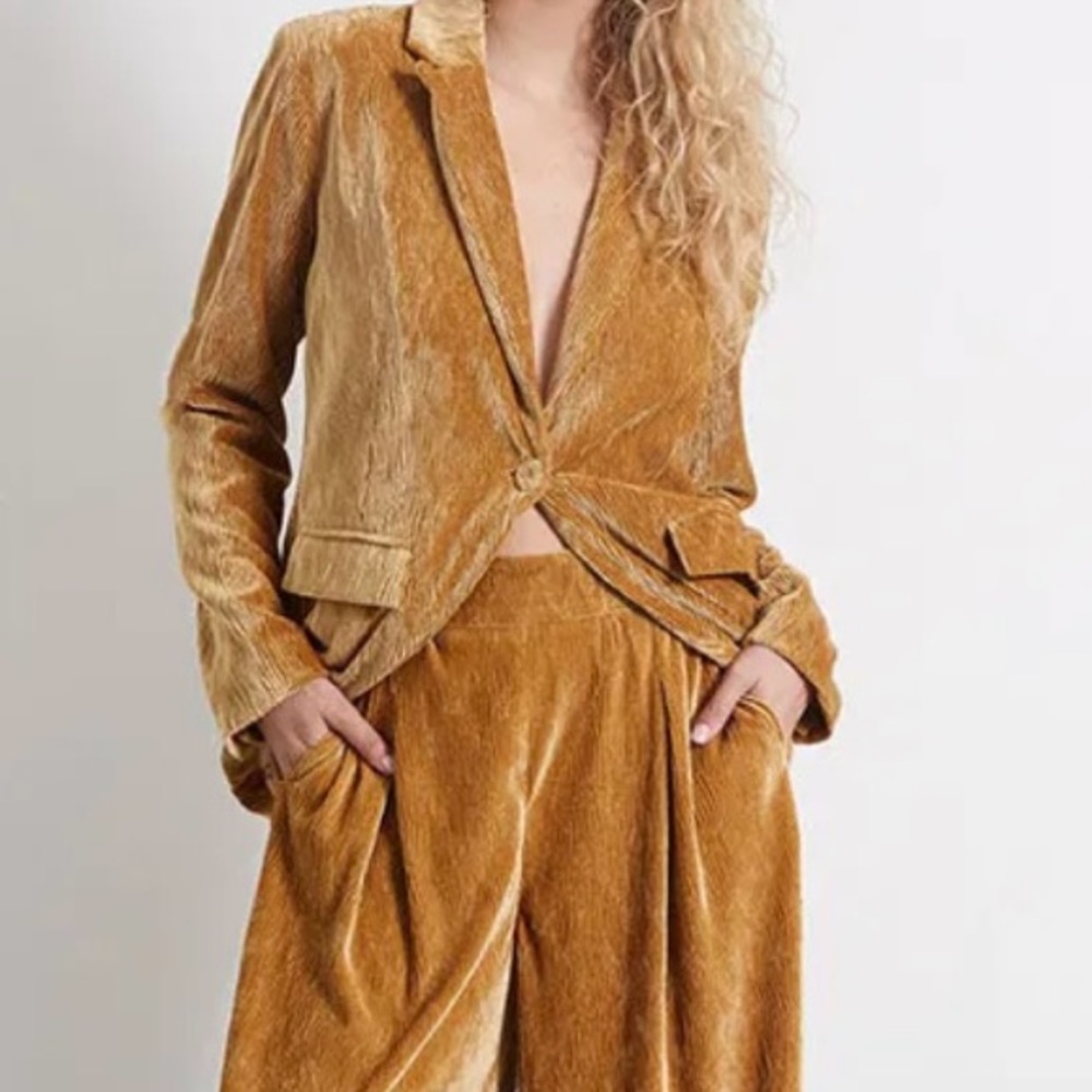 MINKPINK Arianna Jacket in Gold Size M